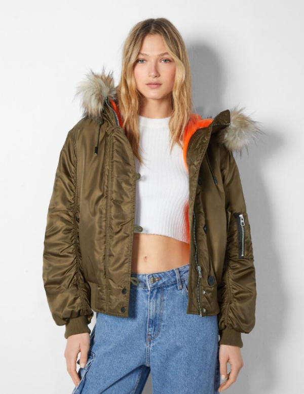 Jaket Parka dengan Faux Fur